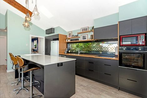 Photo of property in 280 Kahutia Street, Gisborne, 4010