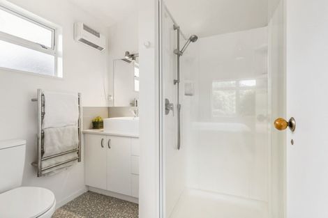 Photo of property in 11 Herbert Drive, Whangamata, 3620