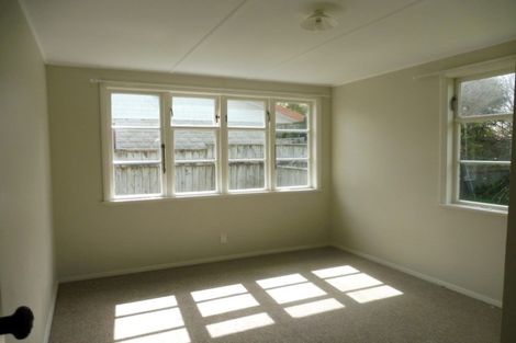 Photo of property in 3 Hutchison Crescent, Durie Hill, Whanganui, 4500