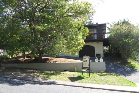 Photo of property in 1/19 Saddleback Rise, Murrays Bay, Auckland, 0630
