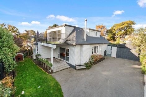 Photo of property in 28 Riverlaw Terrace, Saint Martins, Christchurch, 8022