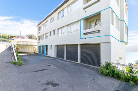 Photo of property in Grafon Court Flats, 5/53 Grafton Road, Roseneath, Wellington, 6011