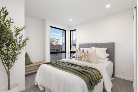 Photo of property in 3/27 Division Street, Riccarton, Christchurch, 8041