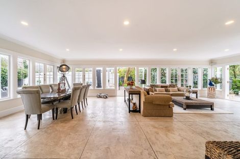 Photo of property in 291 Fergusson Drive, Heretaunga, Upper Hutt, 5018