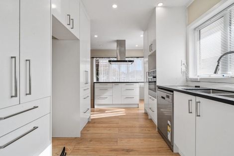 Photo of property in 16 Scott Road, Papakura, 2110