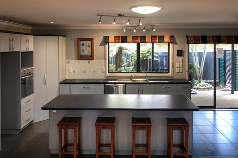 Photo of property in 65 Peter Hall Drive, Kelvin Grove, Palmerston North, 4414