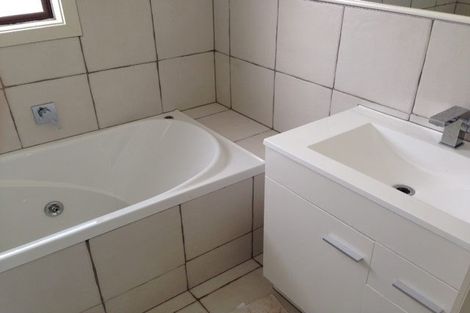 Photo of property in 30 Friedlanders Road, Manurewa, Auckland, 2102