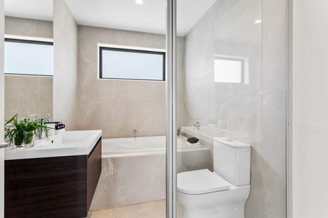 Photo of property in 24 Symes Drive, Red Beach, 0932