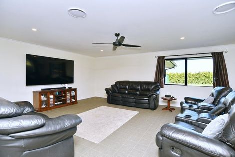Photo of property in 77 Bridge Road, Fernside, Rangiora, 7475