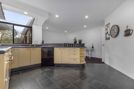 Photo of property in 11 Harry Shaw Way, Raumati South, Paraparaumu, 5032