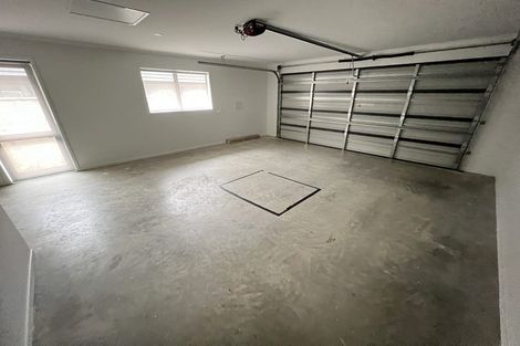 Photo of property in 4 Mooring Close, Whitby, Porirua, 5024