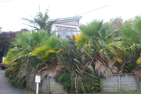 Photo of property in 19a Jellicoe Road, Murrays Bay, Auckland, 0630