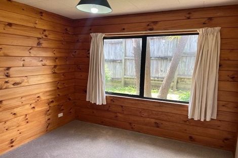 Photo of property in 1/48 Blakeborough Drive, Forrest Hill, Auckland, 0620