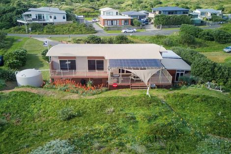 Photo of property in 12 Rata Street, Waipapakauri, Awanui, 0486