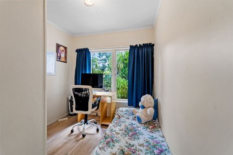 Photo of property in 27 Camelot Place, Glenfield, Auckland, 0629