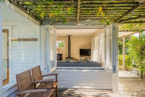 Photo of property in 41 Golf Road, Paraparaumu Beach, Paraparaumu, 5032