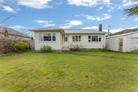 Photo of property in 69 Hyde Street, Wainuiomata, Lower Hutt, 5014