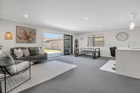 Photo of property in 11 Kimbrae Drive, Rototuna North, Hamilton, 3210