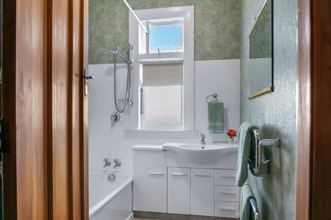 Photo of property in 19 Princes Street, Levin, 5510