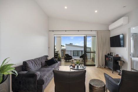 Photo of property in 11 Memorial Way, Tauranga, 3110