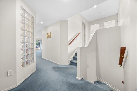 Photo of property in 51 Hogarth Rise, West Harbour, Auckland, 0618
