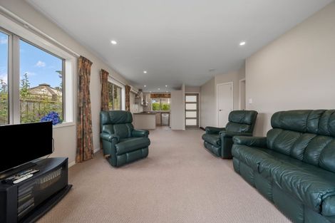 Photo of property in 4a Mana Avenue, Titahi Bay, Porirua, 5022