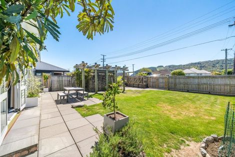 Photo of property in 17 Mcparland Street, Ebdentown, Upper Hutt, 5018