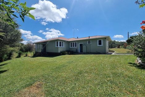 Photo of property in 17 Edwards Avenue, Henderson, Auckland, 0610