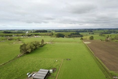 Photo of property in 267 Waitara Road, Brixton, Waitara, 4382