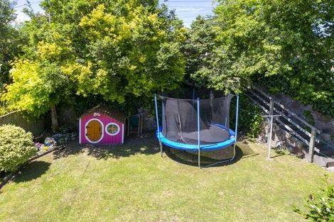 Photo of property in 33 Sunset Street, Hilltop, Taupo, 3330