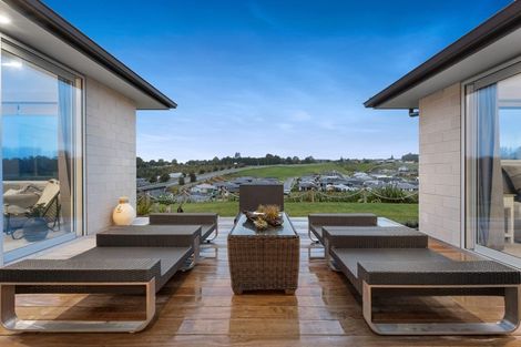 Photo of property in 26 Kiritiana Close, Pyes Pa, Tauranga, 3112