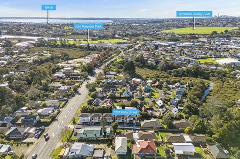 Photo of property in 2/27 Rata Street, New Lynn, Auckland, 0600