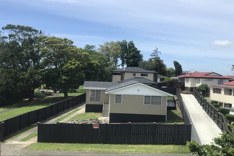 Photo of property in 7 Caringbah Drive, Papatoetoe, Auckland, 2025