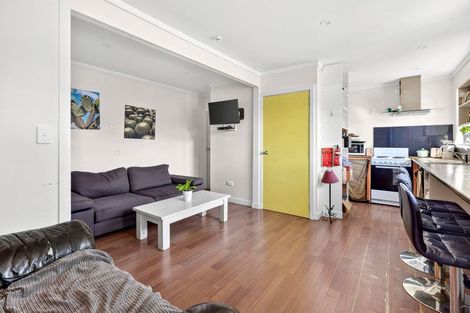 Photo of property in 19 Russell Street, Wanaka, 9305