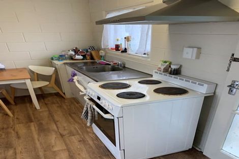 Photo of property in 18 Kent Street, Waiuku, 2123