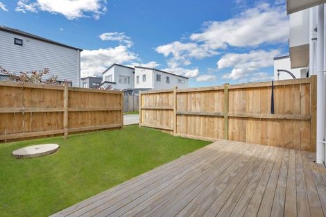 Photo of property in 47 Minhas Road, Papakura, 2110