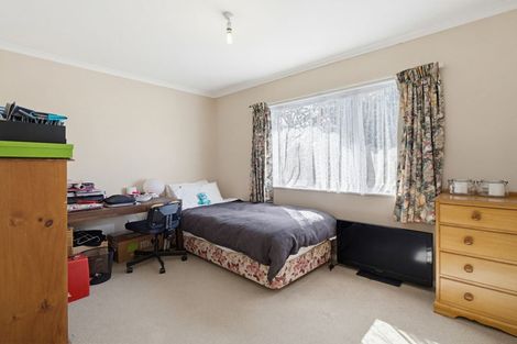 Photo of property in 14 Escort Grove, Awapuni, Palmerston North, 4412