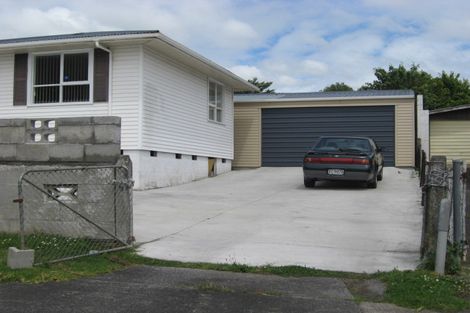 Photo of property in 2 Paine Place, Mangere, Auckland, 2022