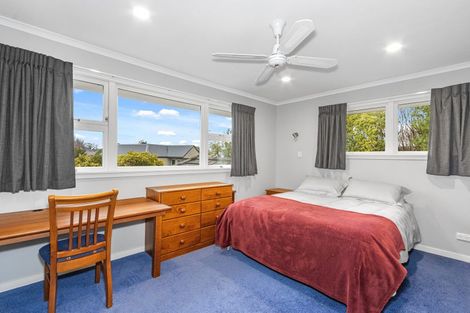 Photo of property in 10 Woodford Terrace, Ilam, Christchurch, 8053