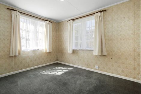 Photo of property in 9 Airdrie Avenue, Epuni, Lower Hutt, 5011
