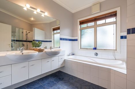 Photo of property in 85 Marshmeadow Road, Newstead, Hamilton, 3286
