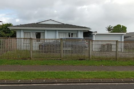 Photo of property in 2/4 Idlewild Avenue, Mangere, Auckland, 2022