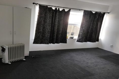 Photo of property in 118a Hutchinson Avenue, New Lynn, Auckland, 0600