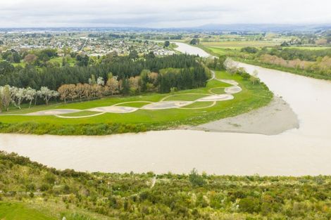 Photo of property in 3 Edenmore Terrace, Fitzherbert, Palmerston North, 4410