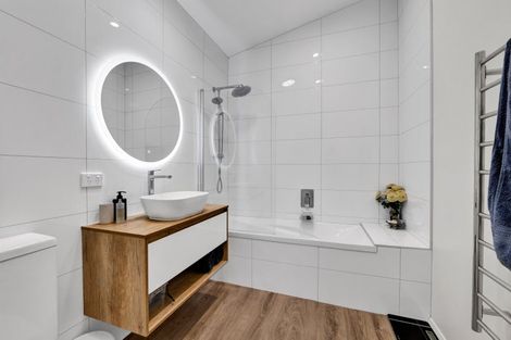 Photo of property in 54 Cloten Road, Stratford, 4332