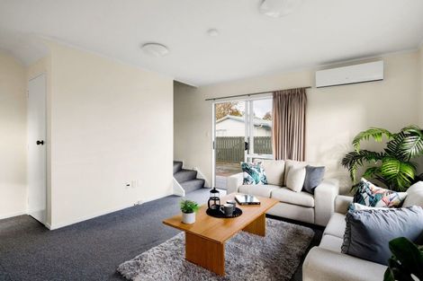 Photo of property in 12 Beadle Place, St Andrews, Hamilton, 3200