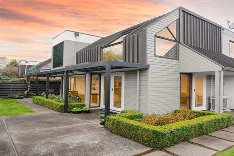 Photo of property in 52 Arlington Street, Burnside, Christchurch, 8053