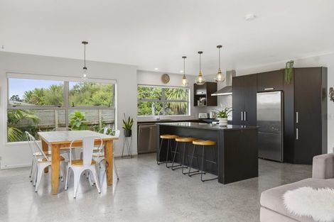 Photo of property in 20d Manukau Road, Raglan, 3225