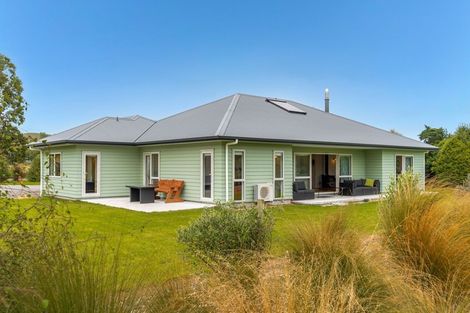 Photo of property in 672e Te Whiti Road, Te Whiti, Masterton, 5884