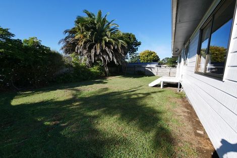 Photo of property in 91 St Annes Crescent, Wattle Downs, Auckland, 2103